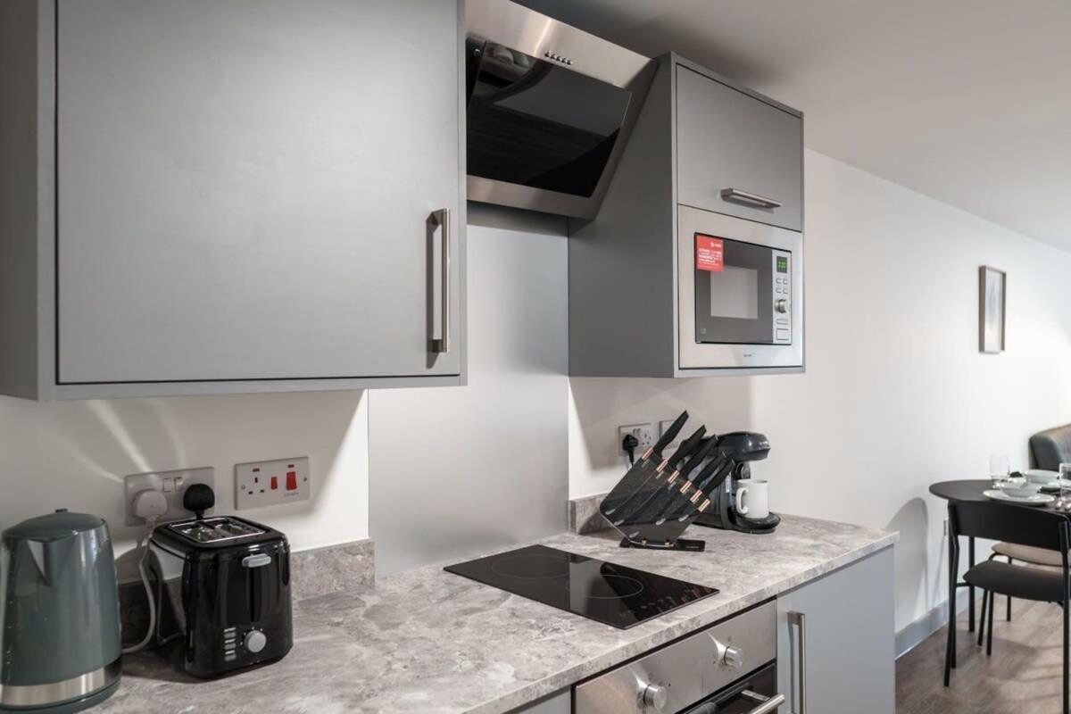 Modern 1 Bed Apartment In Liverpool Centre Eksteriør bilde
