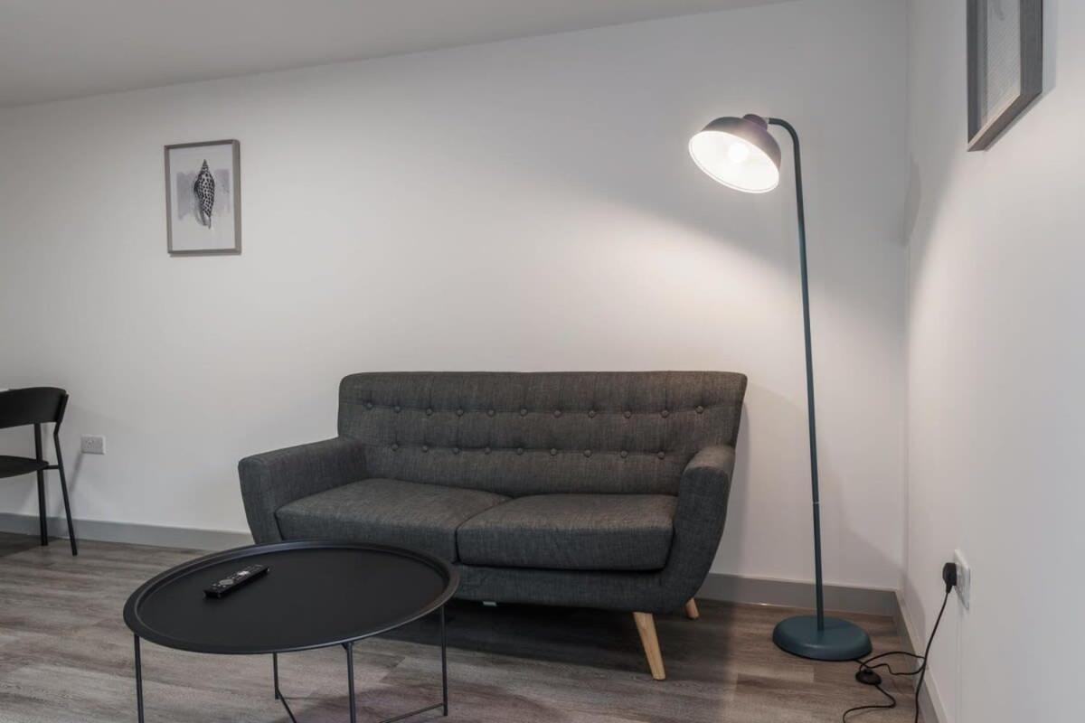 Modern 1 Bed Apartment In Liverpool Centre Eksteriør bilde